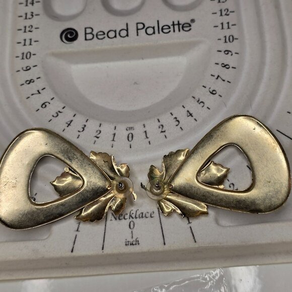 Vintage Gold & Black Clip-On Earrings With Leaf Design - Picture 2 of 2